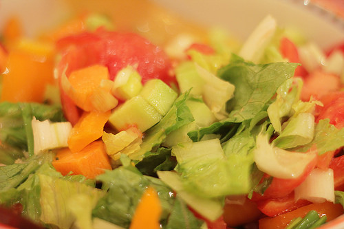 夢占いでサラダ・野菜の意味/解釈は？！豊かさや健康をあらわします。